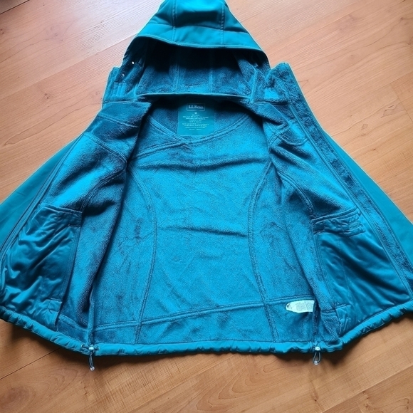 LL Bean Soft Shell Plush Fleece Lined Jacket Small - Picture 6 of 15
